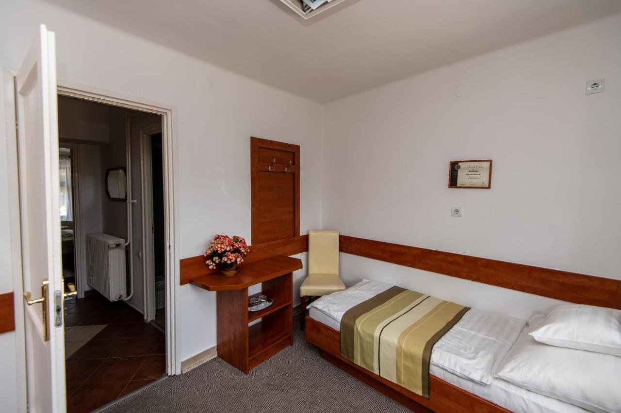 Bed and Breakfast Fenyes Vinorium Sopron Zewnętrze zdjęcie